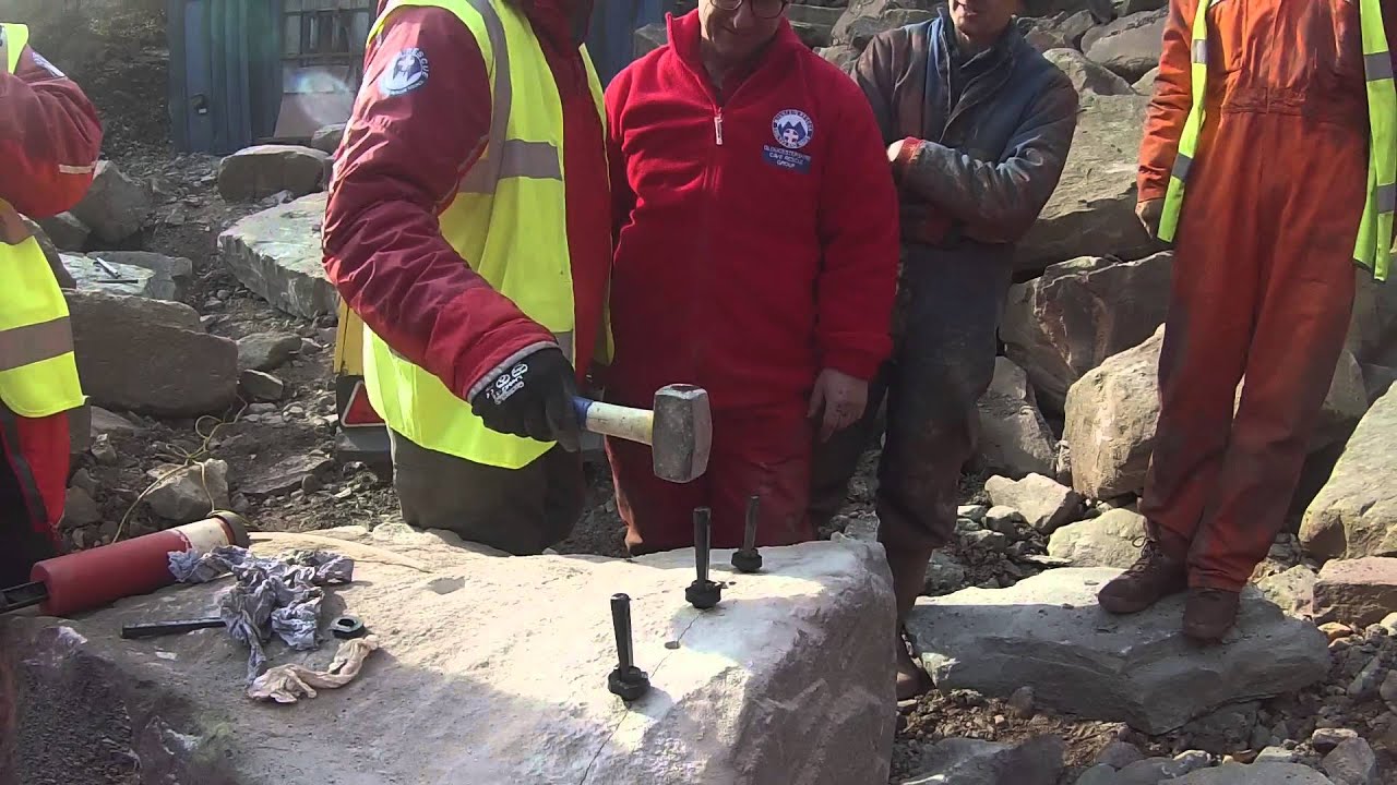 Mine Train Quarry & Plug & Feathering