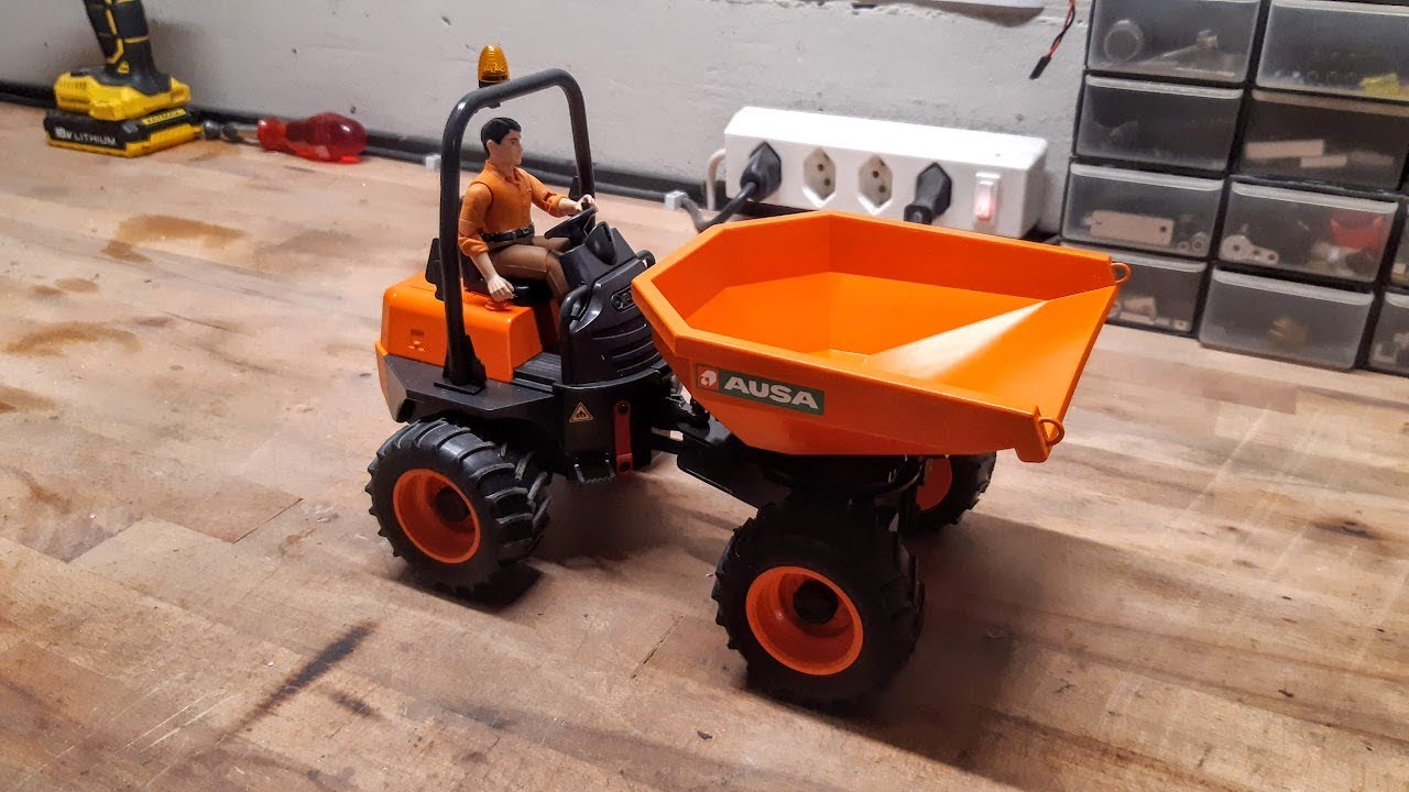 Dumper Ausa  D350 Bruder RC 1/16 Metal. With flatbed option