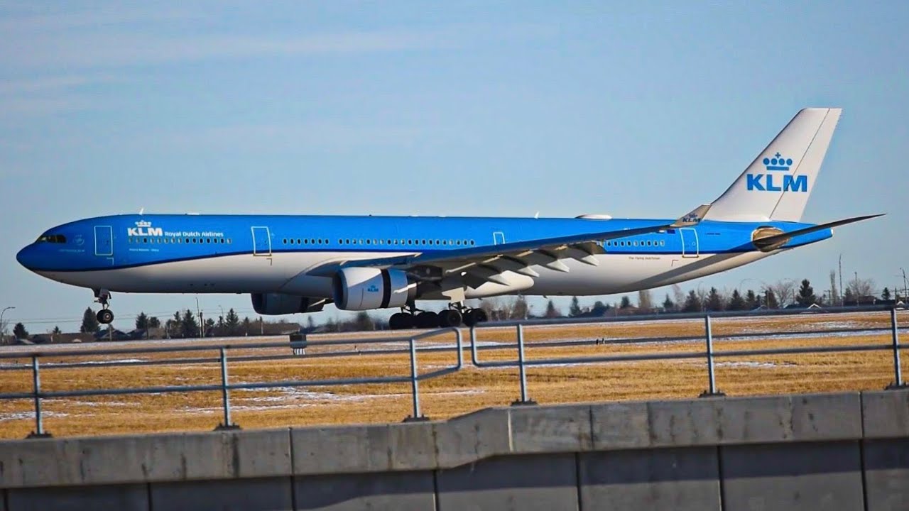 KLM A330-300 landing into Calgary International Airport!