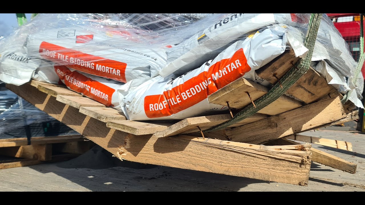 PALLET FAIL DURING DELIVERY || LORRY LOADER CRANE / HIAB DELIVERY