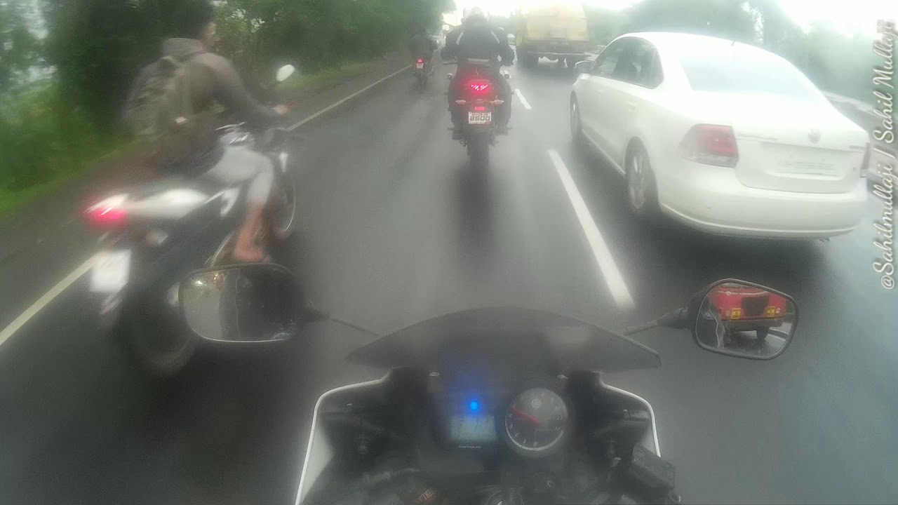 Very difficult to keep up with superbikes / loud Kawasaki z800