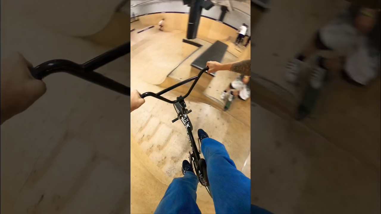ROBIĘ TRIKI NA BMX !!! #shorts #viral #challenge #gopro #pov #polska #bike #bmx #sports #fun #mtb