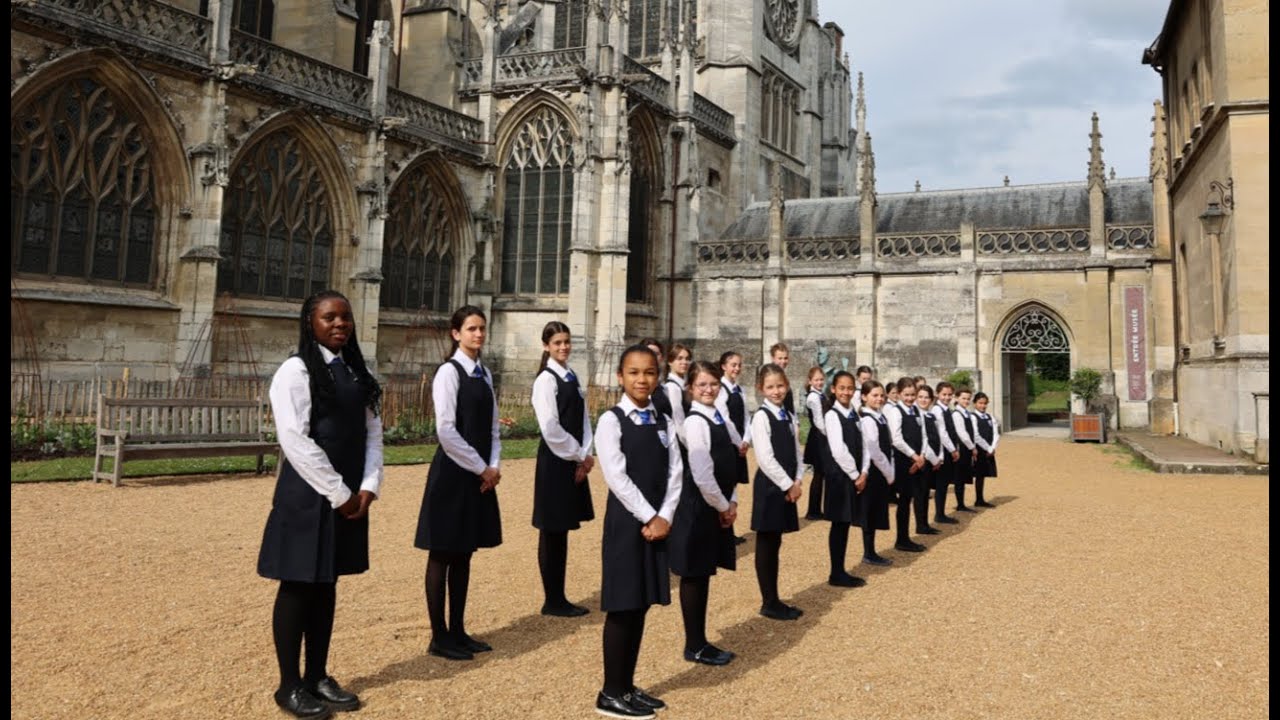 Les Combats de Tu Lê - Chœur de Filles de France - Direction : Hugo GUTIERREZ