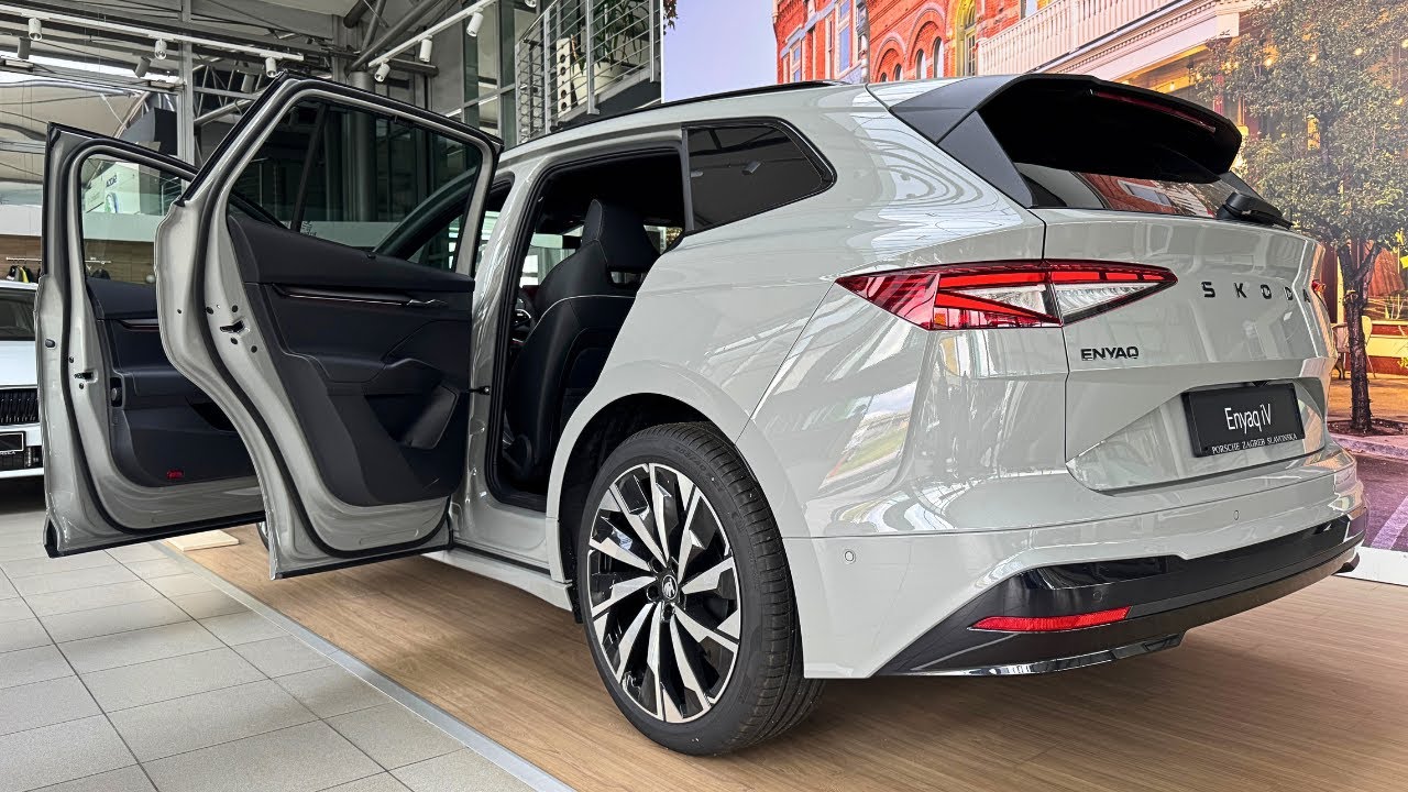 NEW 2025 Skoda Enyaq SportLine - Interior and Exterior Details