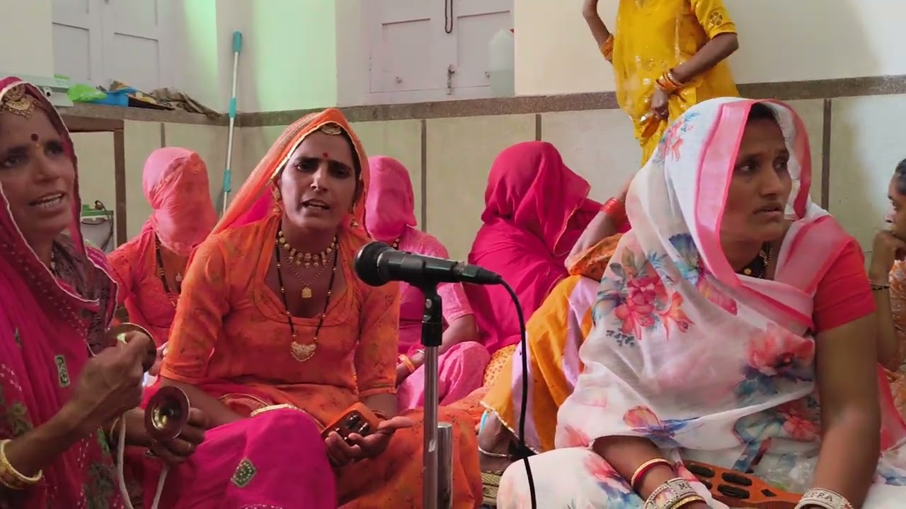 सांसो री डोरी म्हारे मनङे थी माला 📿#राजस्थानीभजन#महिला_हरजस#भजनसंध्या#newbhajan#trendingbhajan#viral