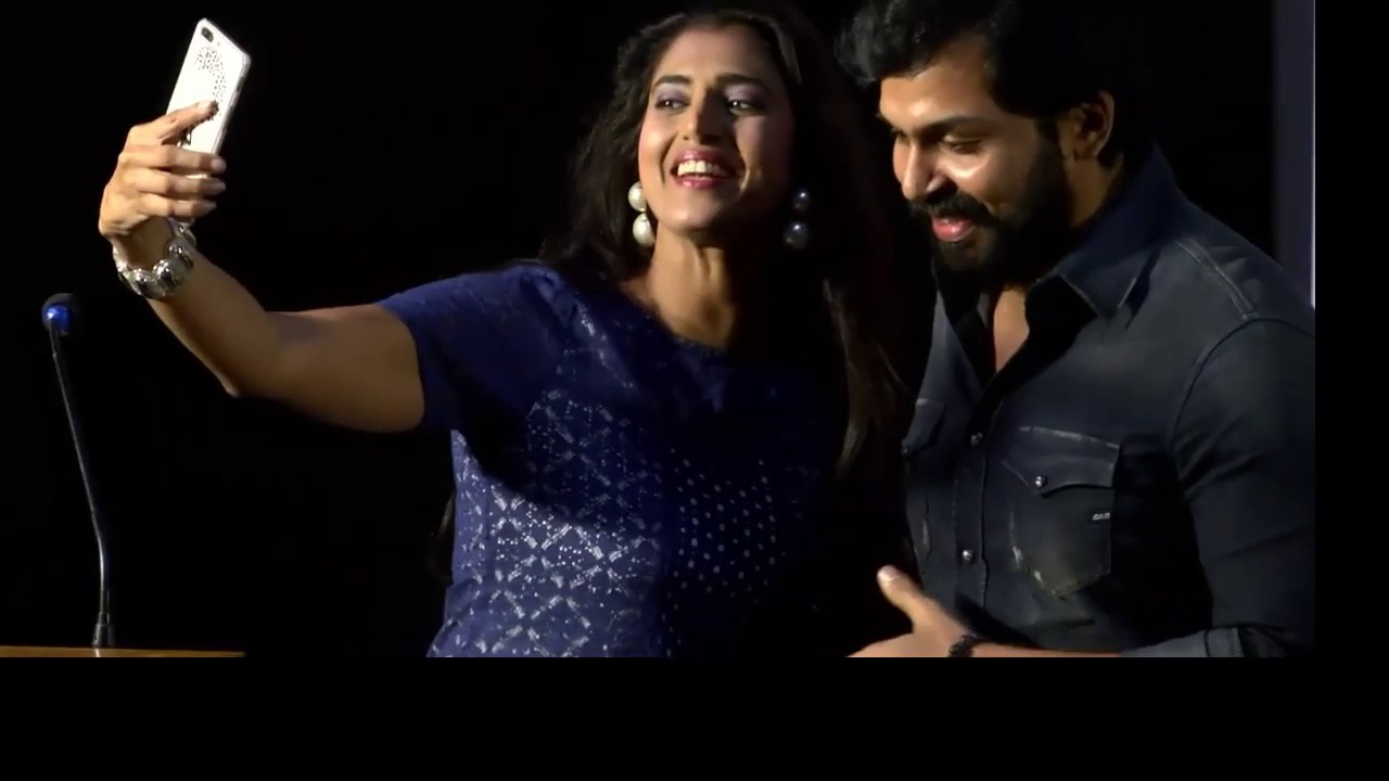 Actor Karthi insults kasturi about Sivakumar selfie issue. Actor karthi angry