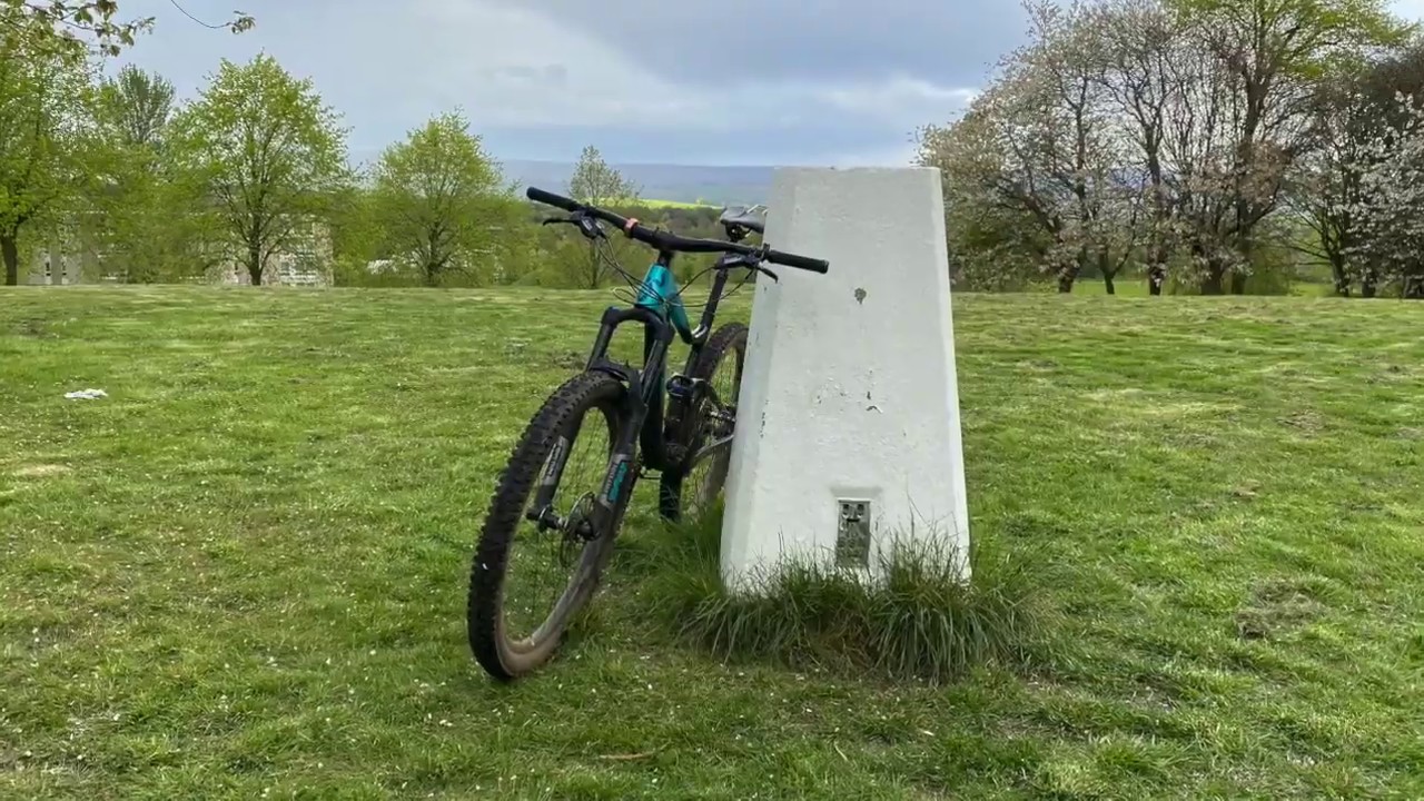 Cycling route: Glasgow to Bearsden & Milngavie Rivers & Parks Circuit