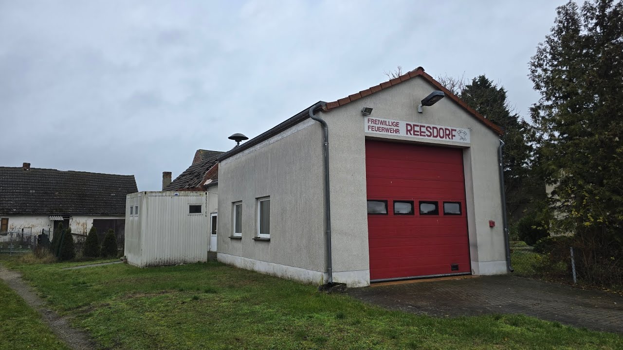 Sirenenprobe Reesdorf mit einer tief montierten E57