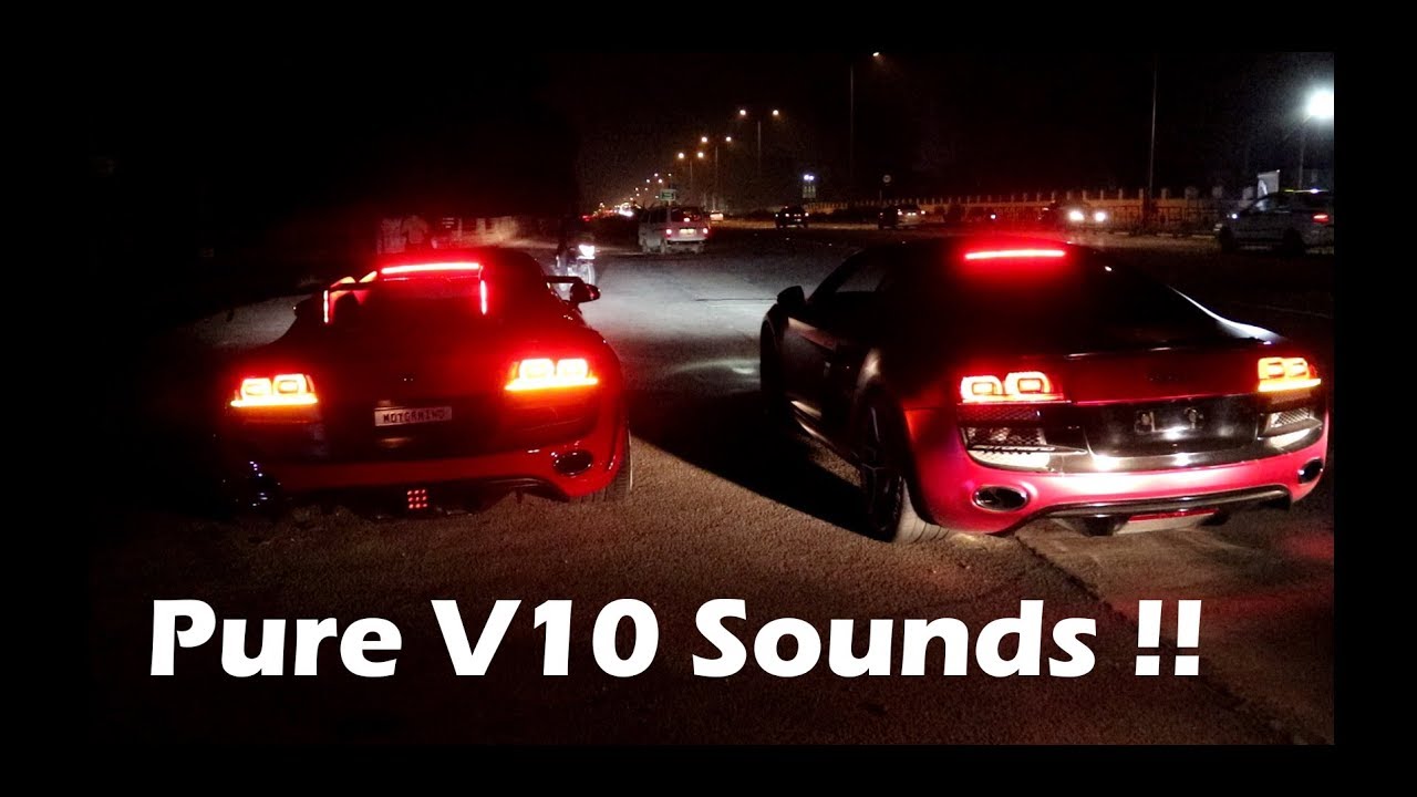 2 LOUD Supercars = CRAZY FUN !!