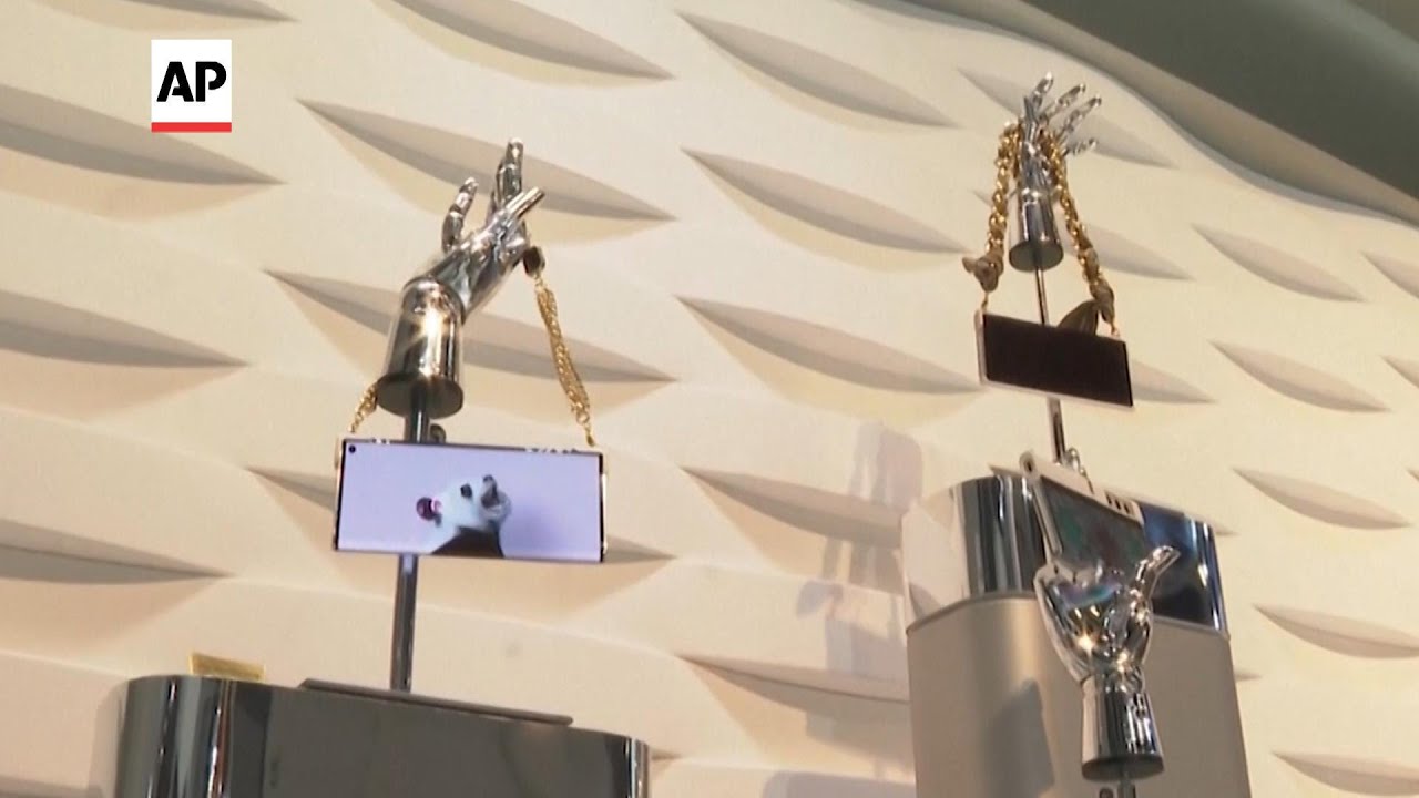 Fashion meets Tech: a new foldable smartphone doubles as a purse