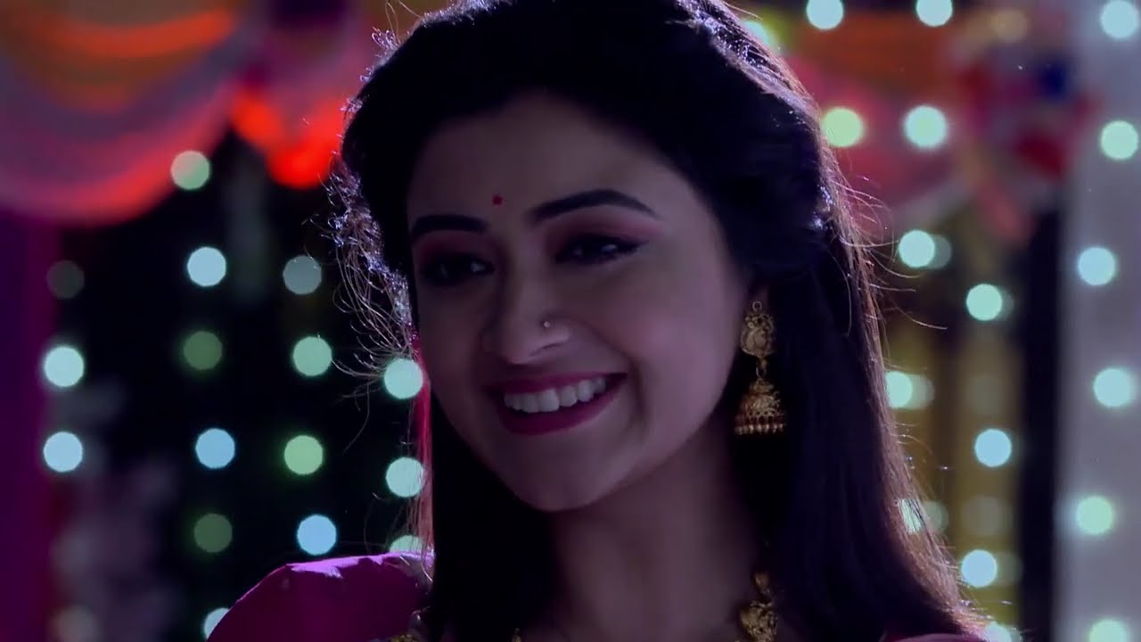 Mukut - Ep 32 - Snehashis Chakraborty, Shrabani Bhunia - Bengali Tv Serial - Zee5 Bangla Classics