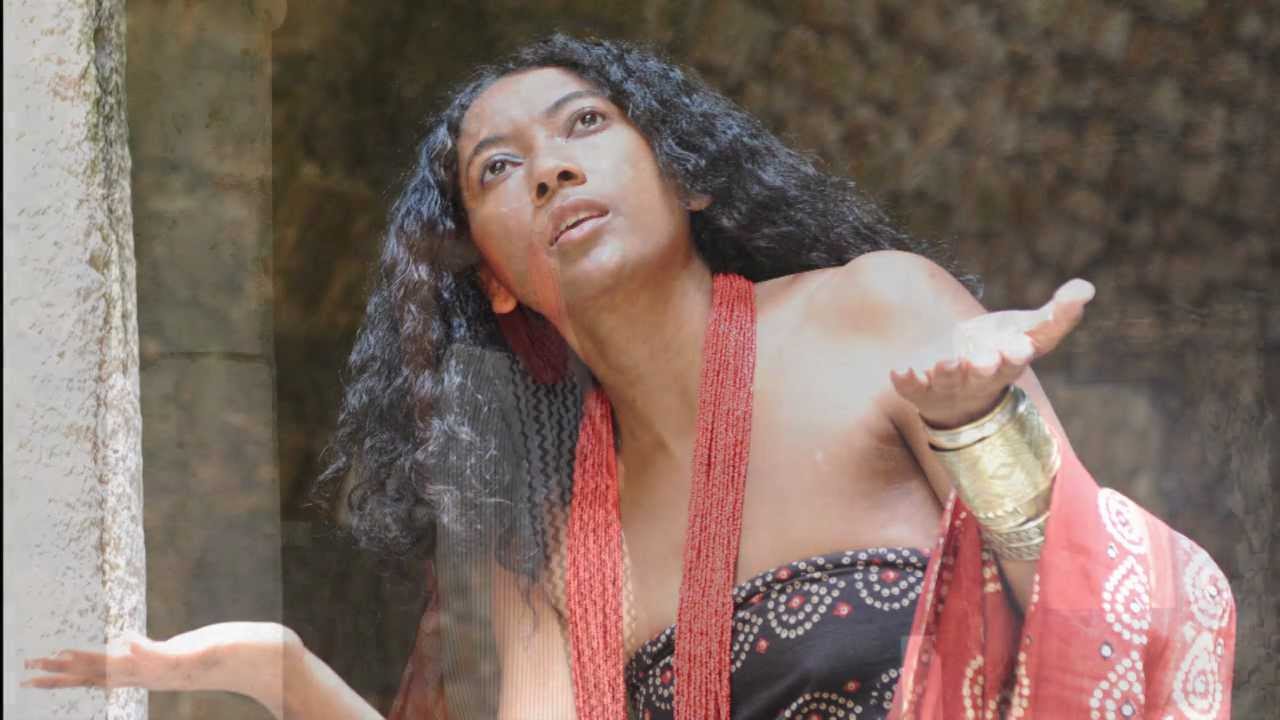 Angela May - Ledama