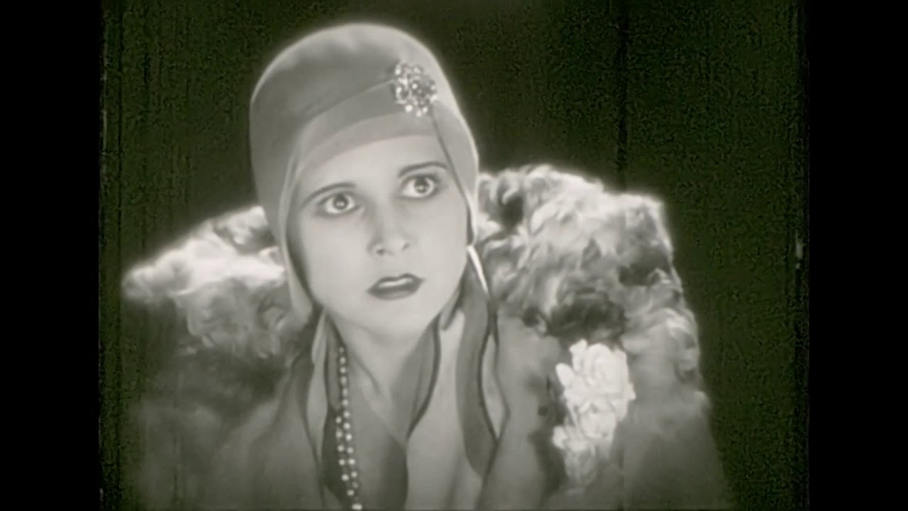 A Rare 9.5mm Silent Film  - The Clue of the New Pin 1929