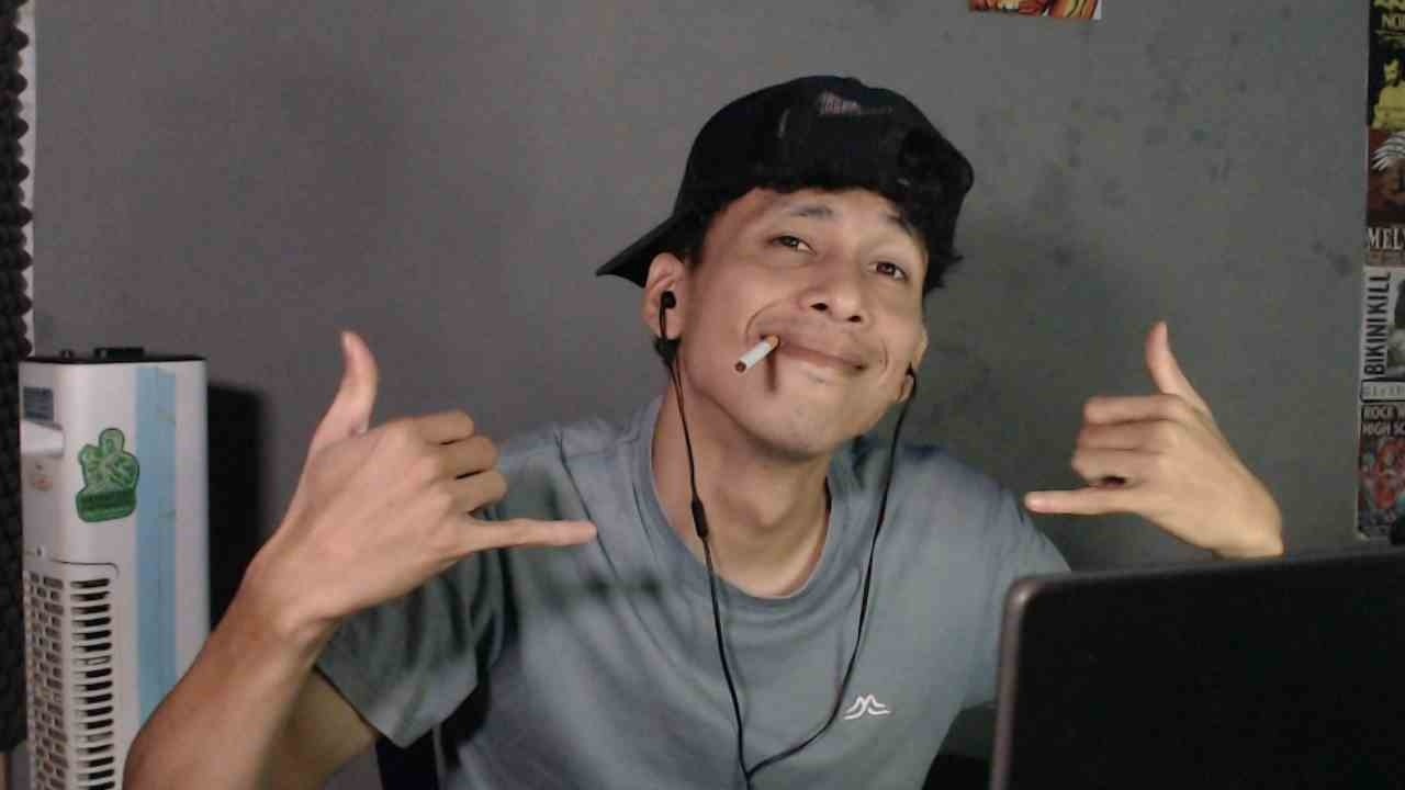 ML tengah malam