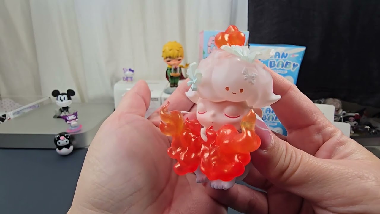 RANDOM SURPRISE POP MART UNBOXING! Hirono, Dimoo, Finding Mokoko chase AND MORE 😉