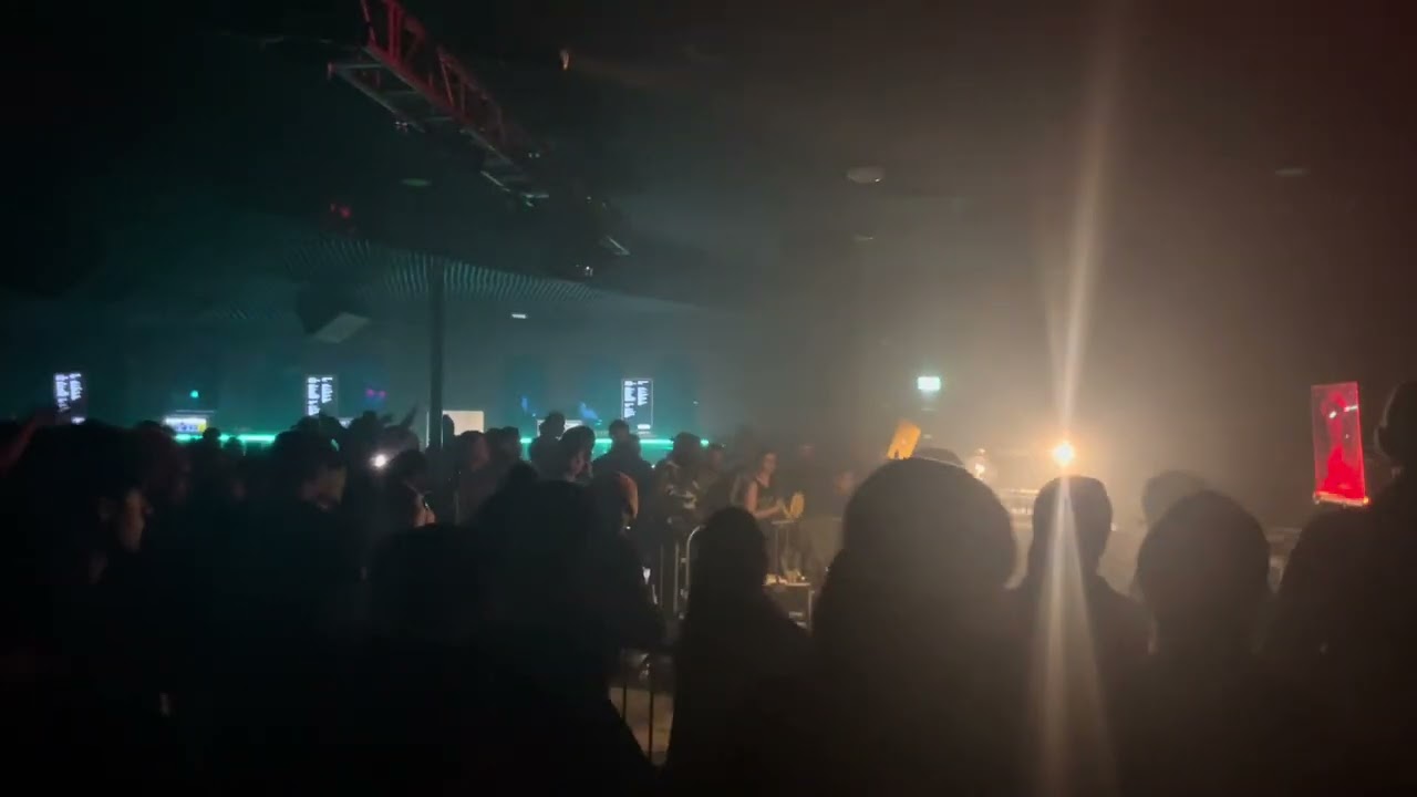 Aba Shanti-I playing Prince Malachi & The Shanti-Ites - Behold [90s Dubplate Cuts] @ EartH 30/12/23