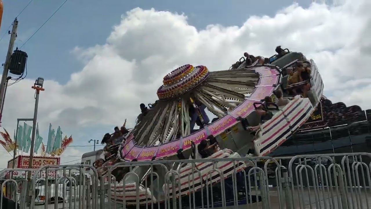 Wipeout 😯 Allen County Fair 2022