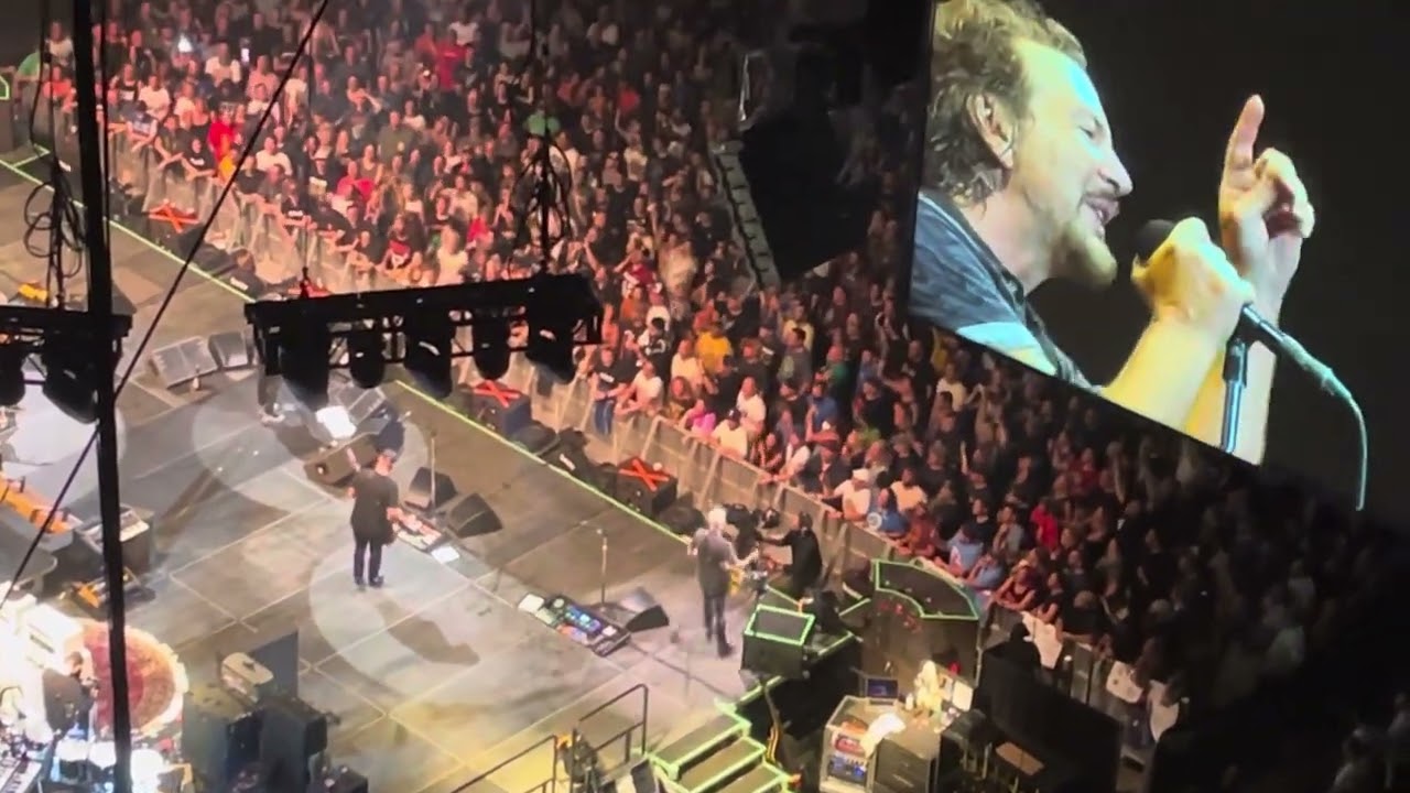 Better Man Pearl Jam Xcel Energy Center St Paul, MN September 2nd, 2023