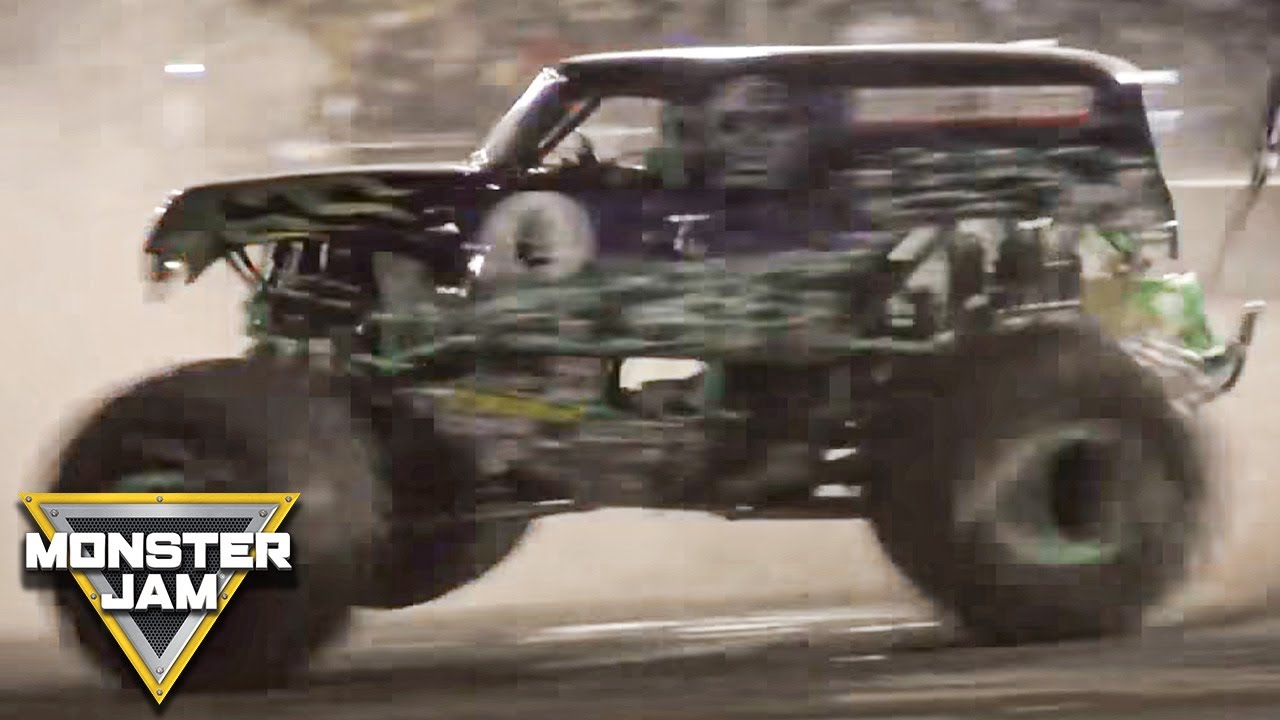 EPIC Grave Digger Monster Truck Donuts in West Lebanon! | Monster Jam