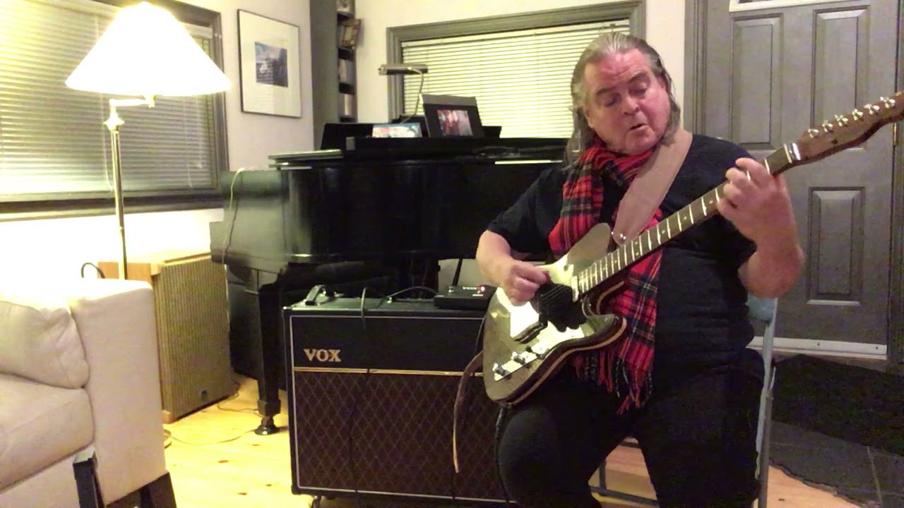 Vox AC30VR with a pair of 1966 Vox Gold Bulldog 12” speakers