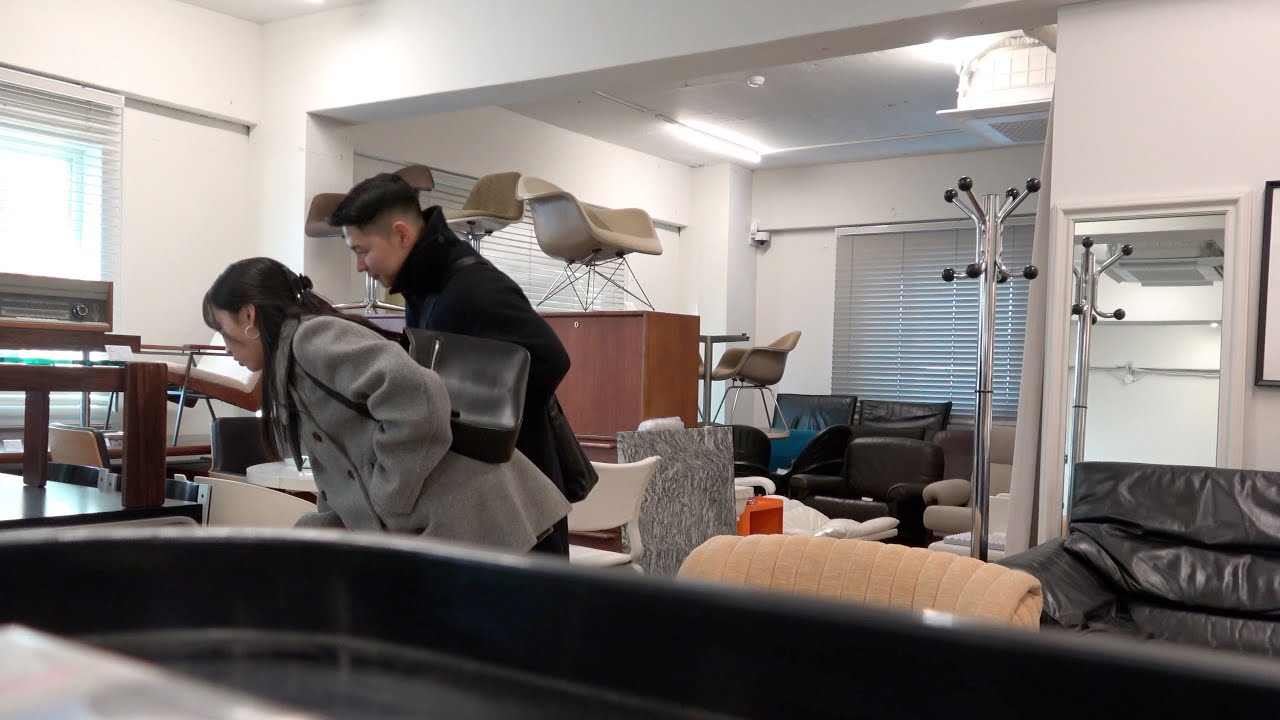 VLOG. 이사 준비로 바쁜 요즘, 빈티지 가구샵 투어 Odd Flat,Market Fahrt 그리고 웨딩드레스 픽업👰🏻‍♀️ 12월의 첫 일상