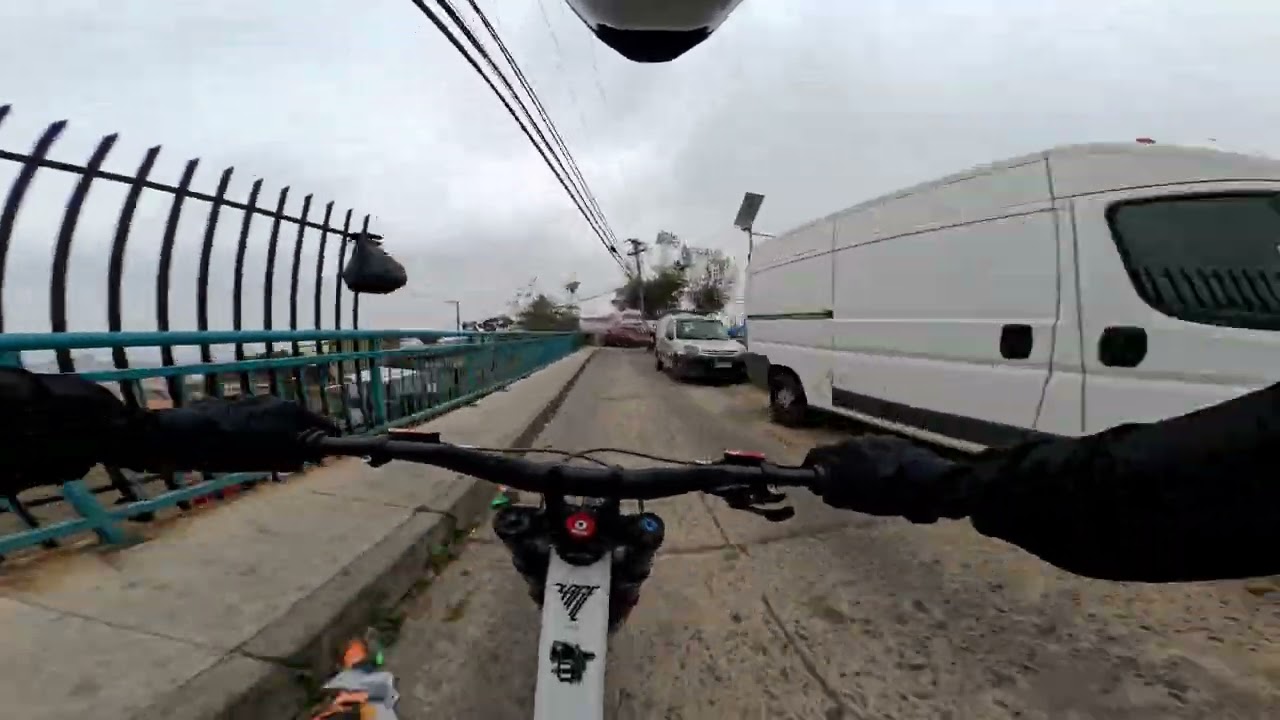 Pista urbana Kuyen cerro merced, Valparaíso