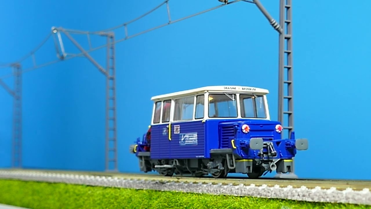 REE DU65 