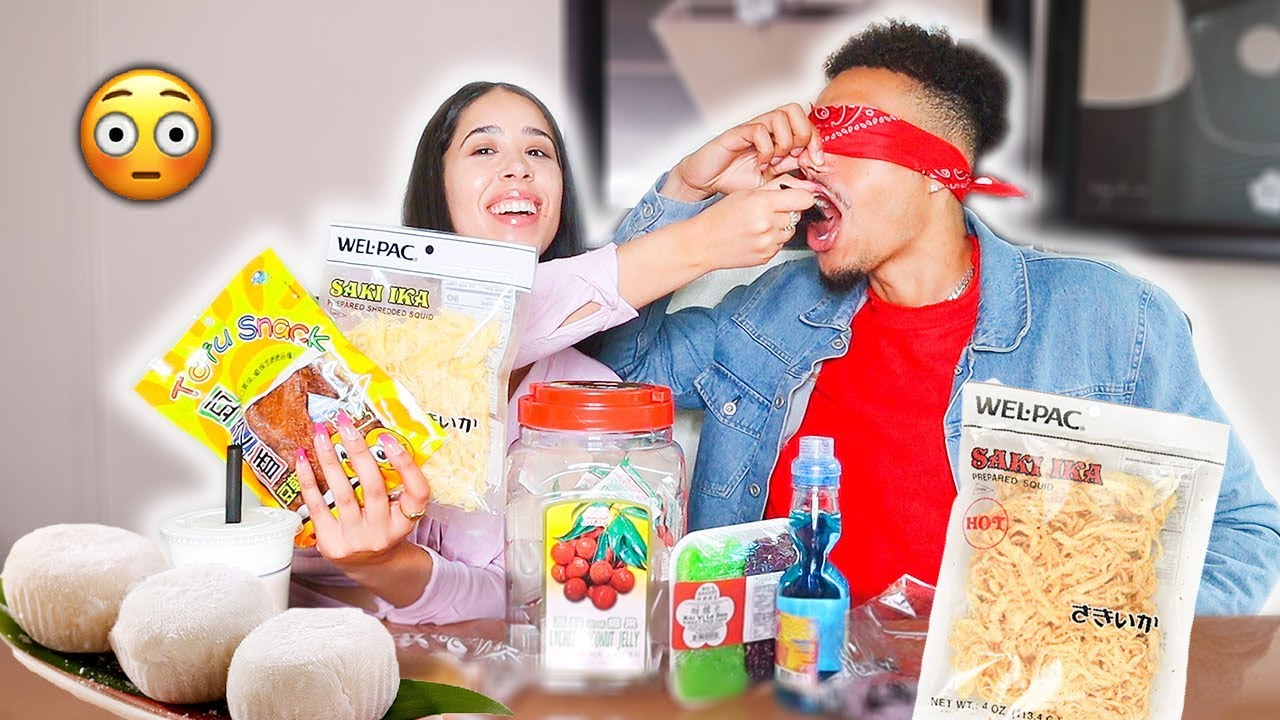 I MADE JUSTUS TRY MY FAVORITE WEIRD SNACKS!!! **HE THREW UP**