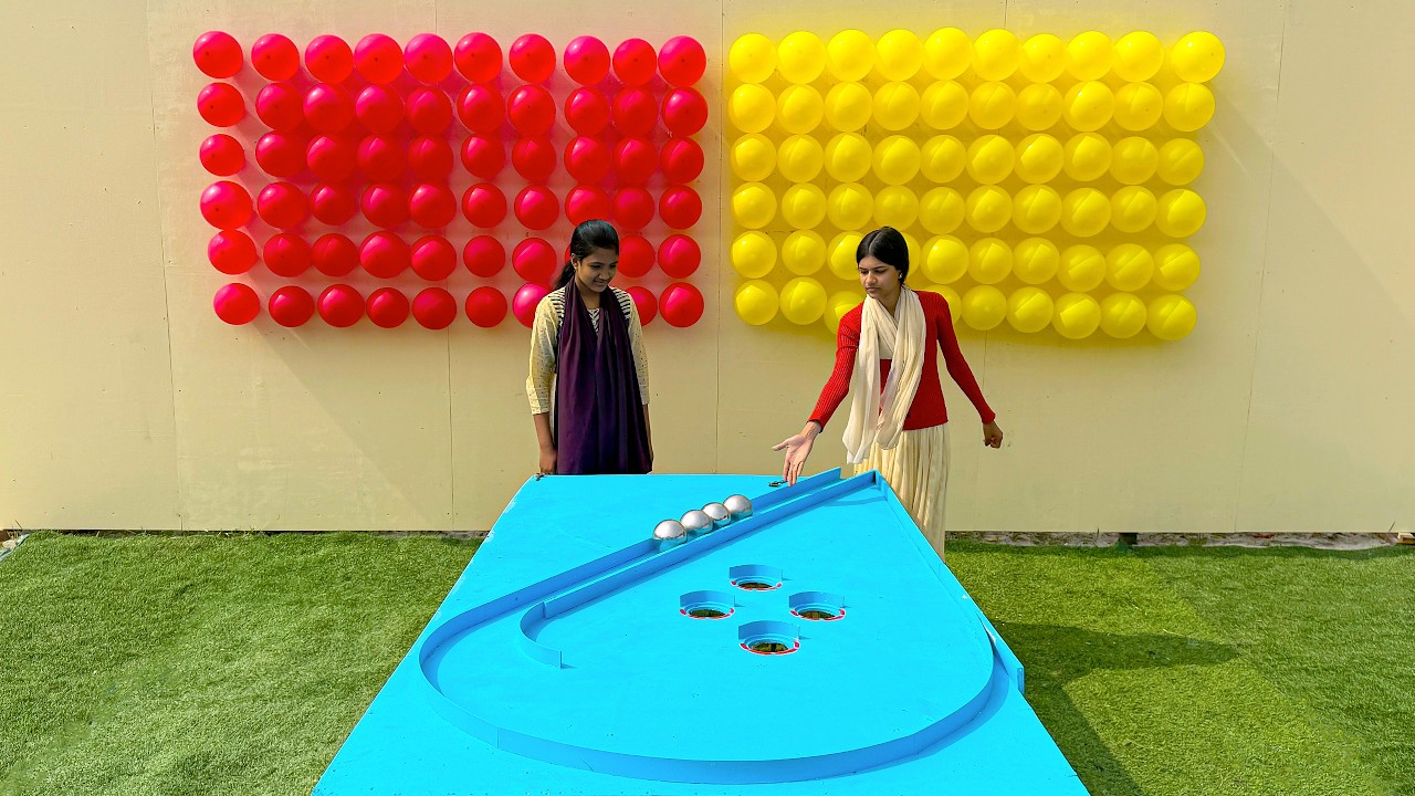 Challenge Between Two Girls ! Who Will Reach 60 Score First ?