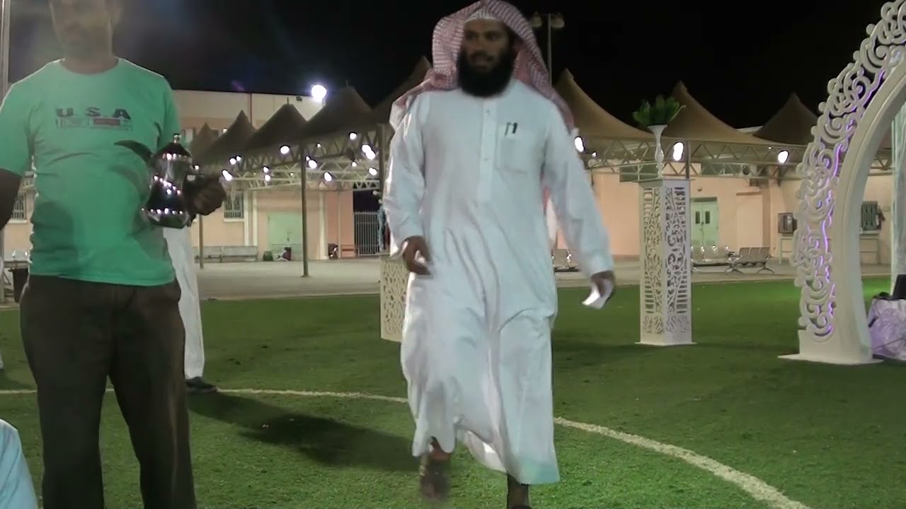 حفل تقاعد الأستاذ أبي يزيد خالد بن علي البطاح ، 1438/01/18يوم الأربعاء ( ستة مقاطع / المقطع الأول )