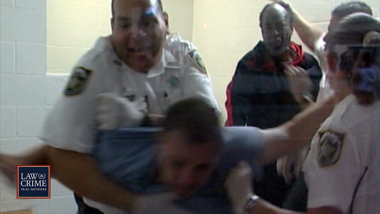 Officers Wrestle Florida Inmates After Fierce Brawl Breaks Out in Cell (JAIL)