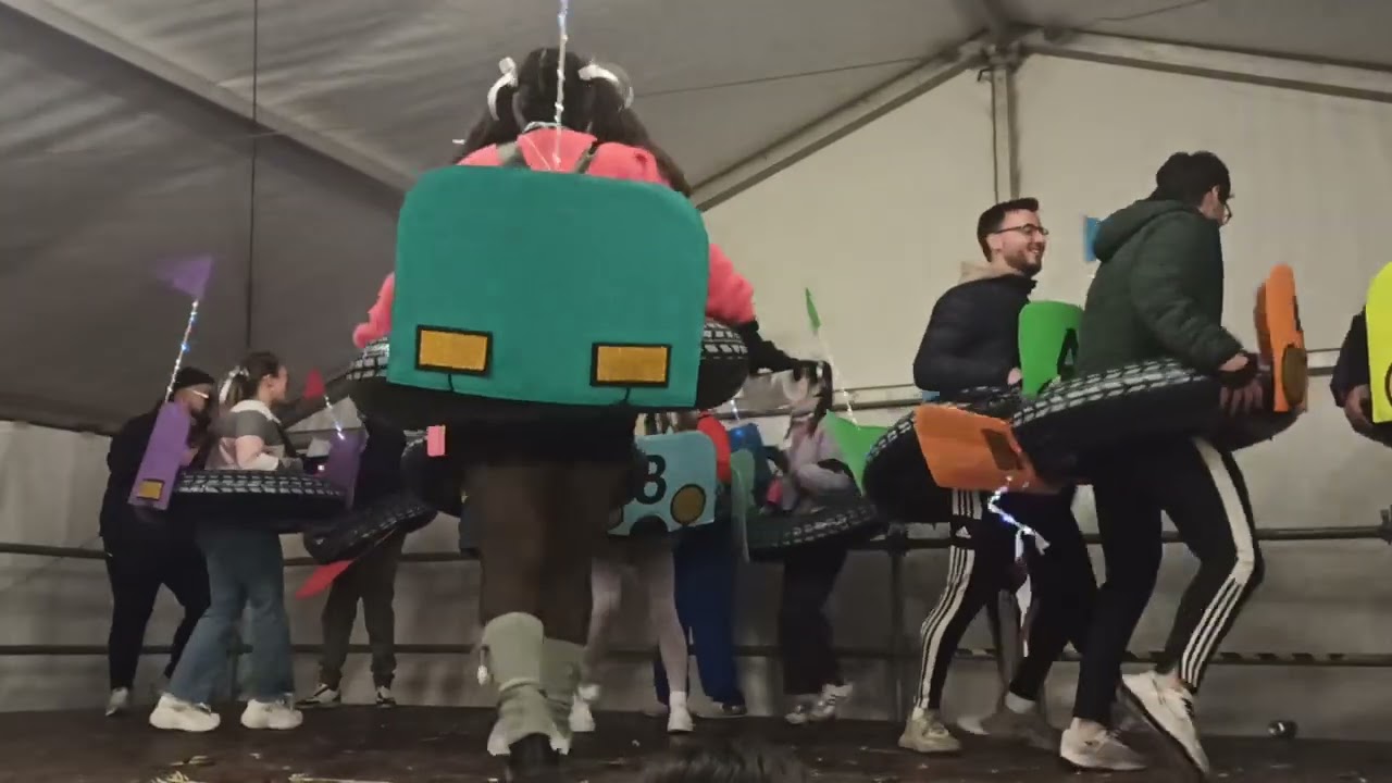 siniestro total coche de choque en carnaval