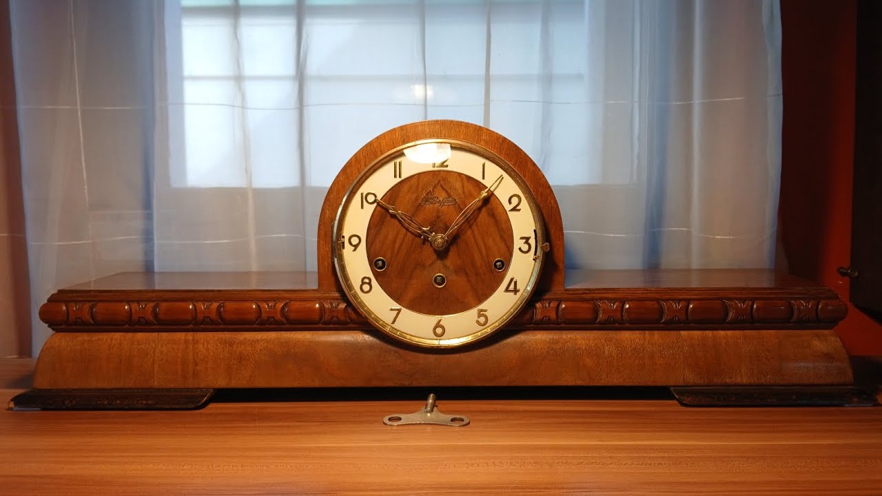 Urgos 3 zenés kandalló óra//Urgos mantel clock with 3 melody. (Westminster, Whittington, Winchester)