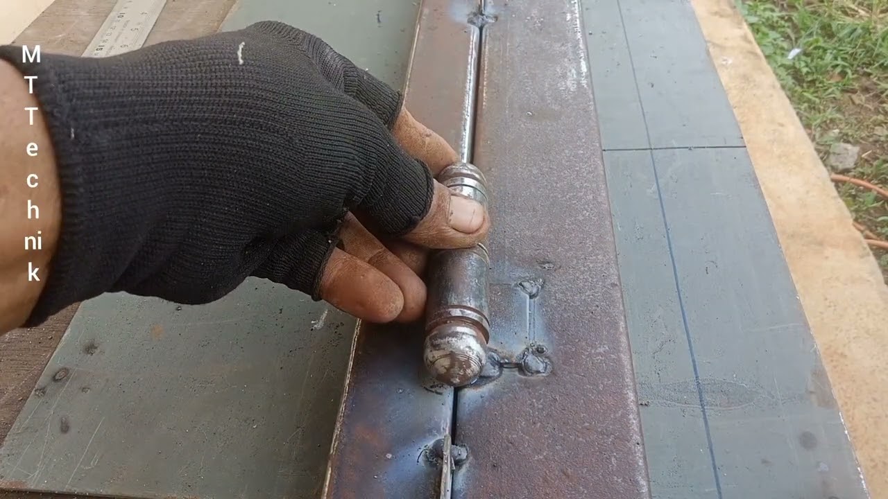 correct welding of door hinges #welding#fabrication