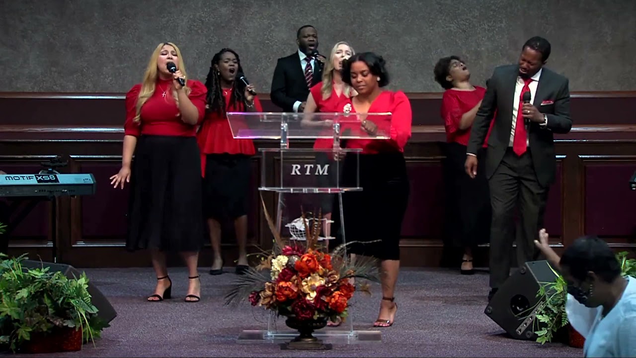Let Praises Rise - The RTM Lake Charles Praise Team