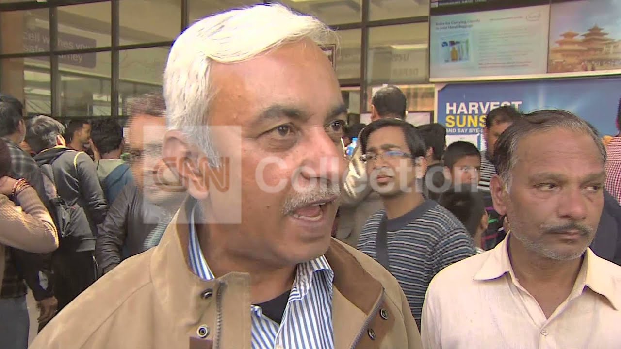 NEPAL QUAKE-AIRPORT AID ARRIVAL-PEOPLE EVACUATE