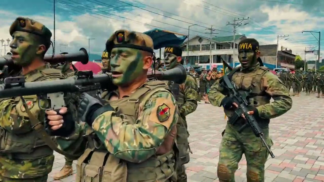 Desfile Militar Ecuatoriano “ Los Iwias de Shell, demonios de la selva, orgullo de Ecuador