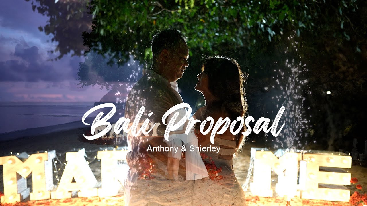 Romantic Beach Proposal in Bali 