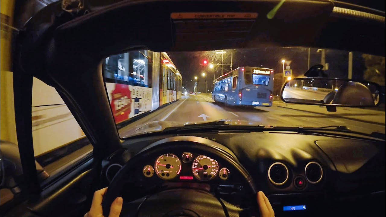 Mazda MX5 NB 1.8 VVT - Night Cruise In Budapest RAW SOUND