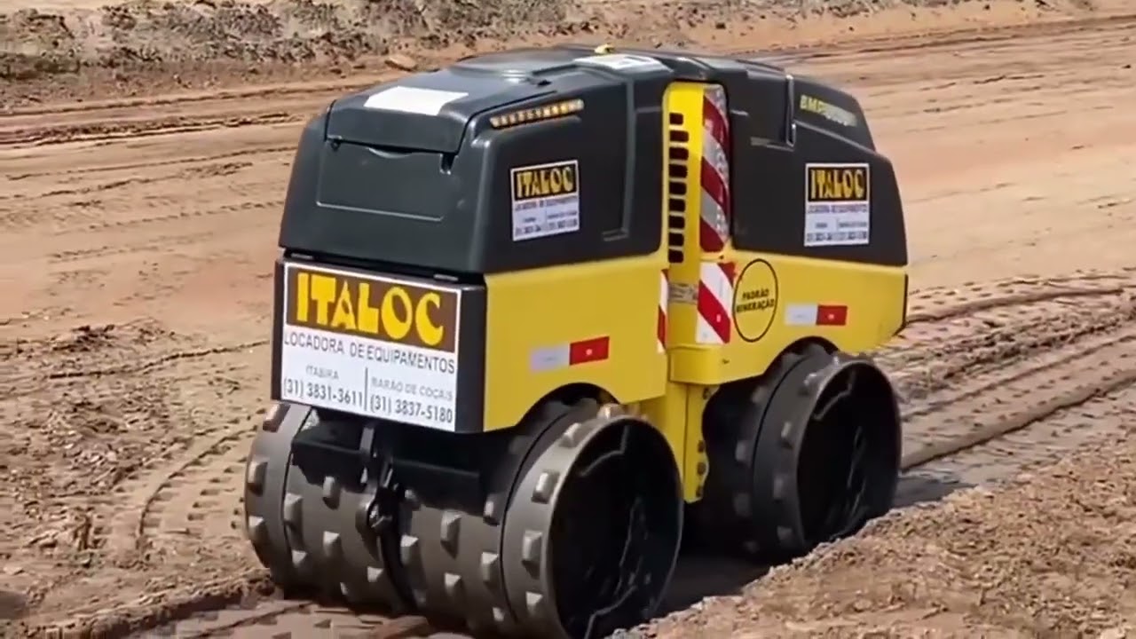 Mini rolo compactador de controle remoto
