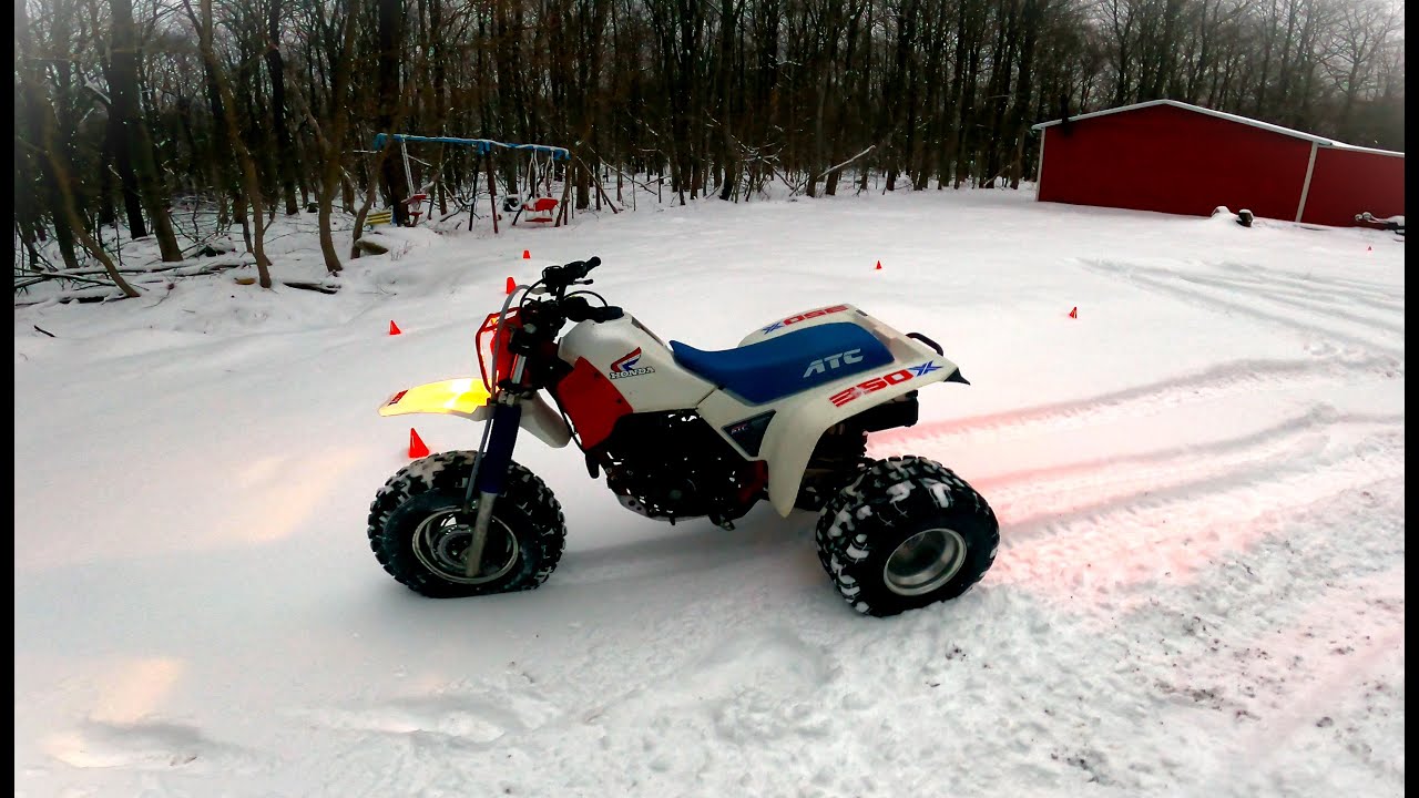 1986 Honda ATC 350X King of The Hill Winter Rip Fresh Powder!!!!