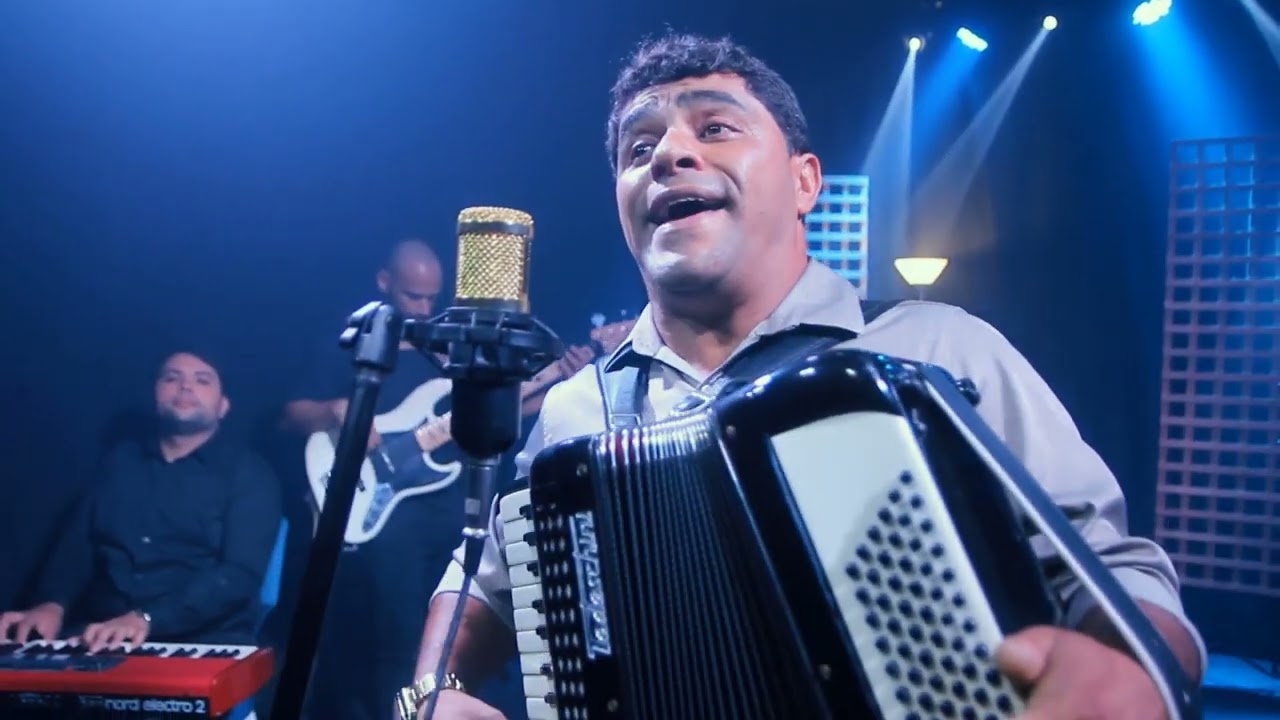 CANTOR MARCOS FRANCISCO, O SANFONEIRO DE CRISTO- ESSE IRMÃO É BENÇÃO