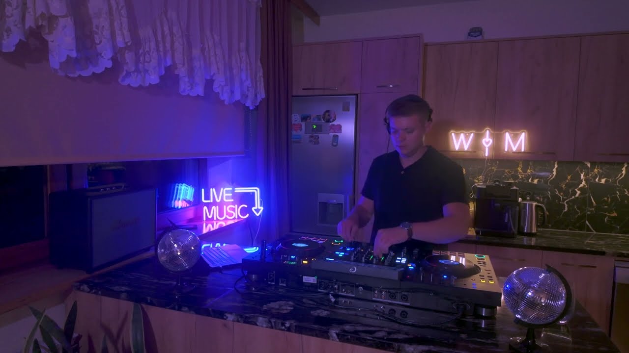DJ WM SET IN THE KITCHEN