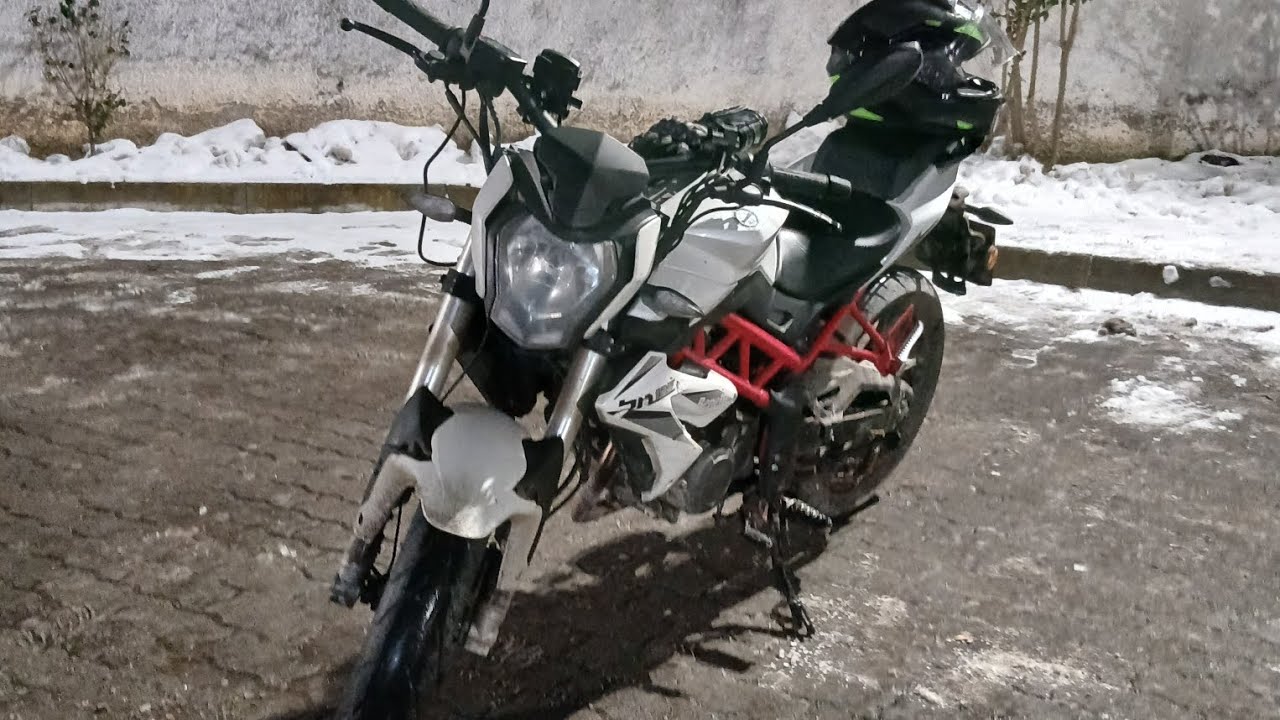 POV winter ride on a Benelli bn 125