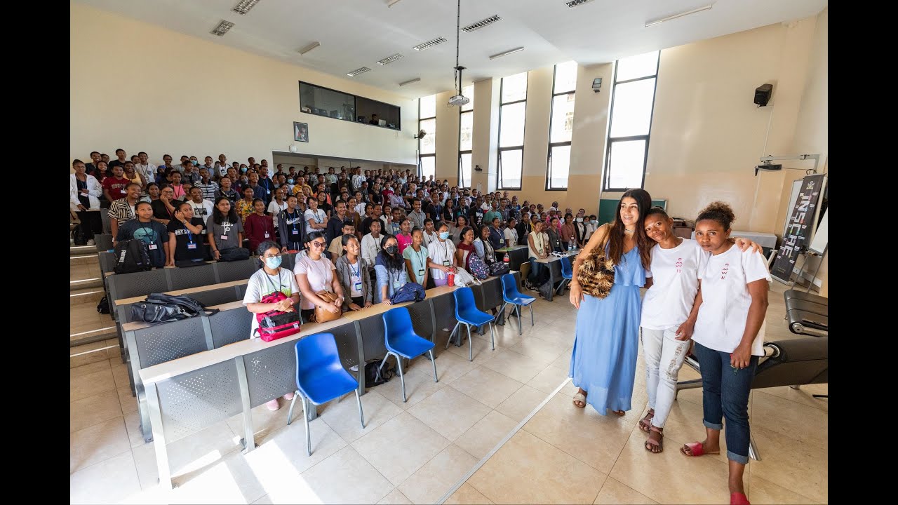 Partage d'expérience d'Eileen Akbaraly aux étudiants de l'INSCAE