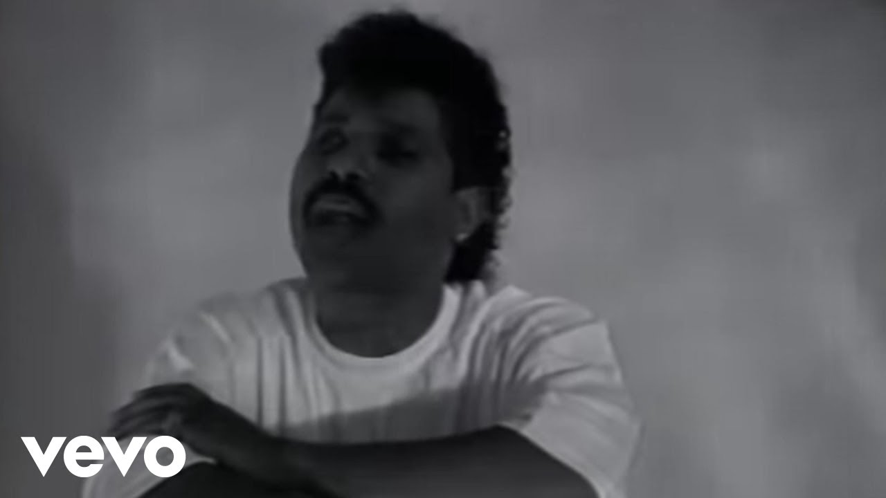 Stevie B - I wanna be the one (Official Music Video)