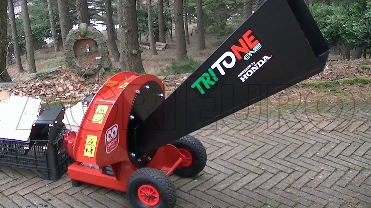 Montaggio biotrituratore a scoppio professionale Ceccato Tritone ONE