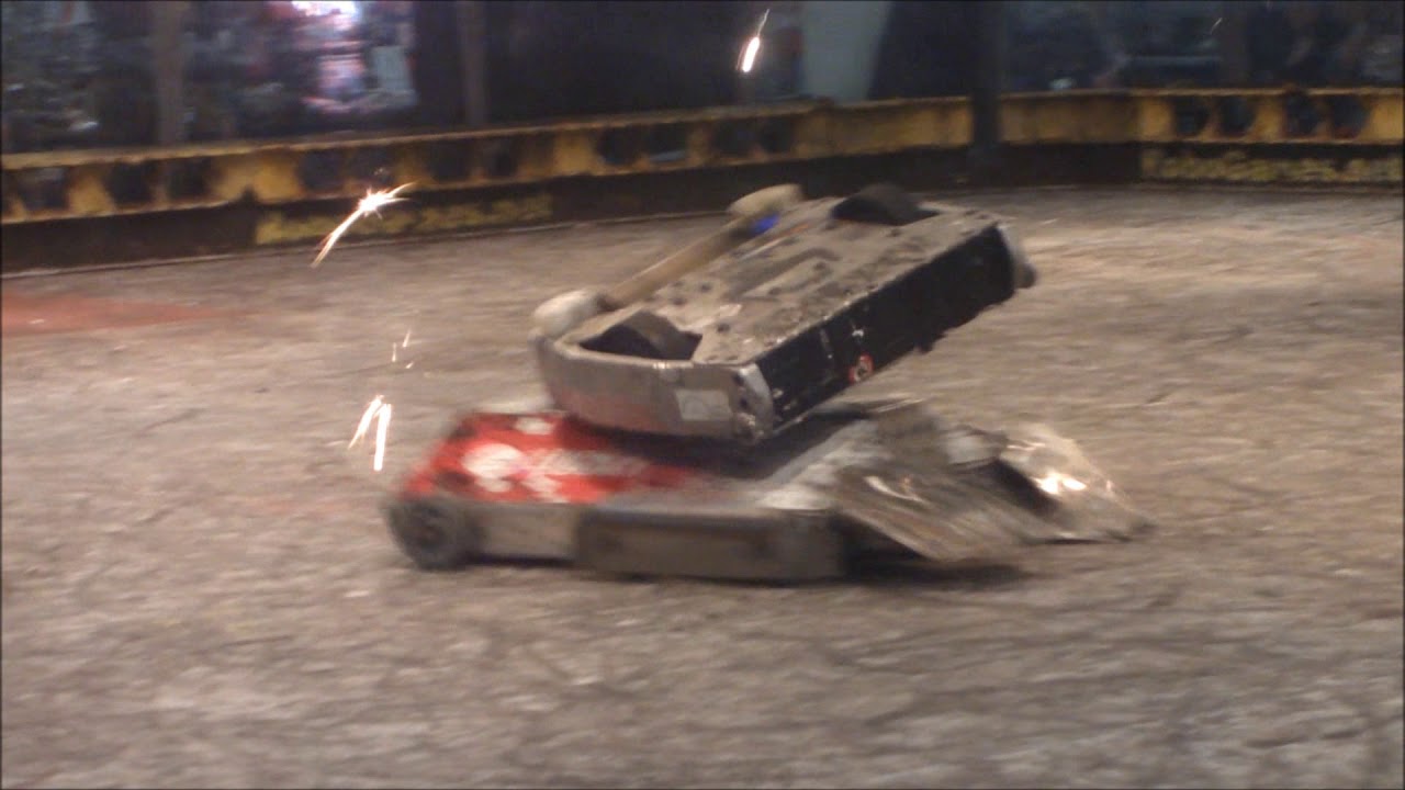 Robogames 2018 - Lucky vs Touro Maximus