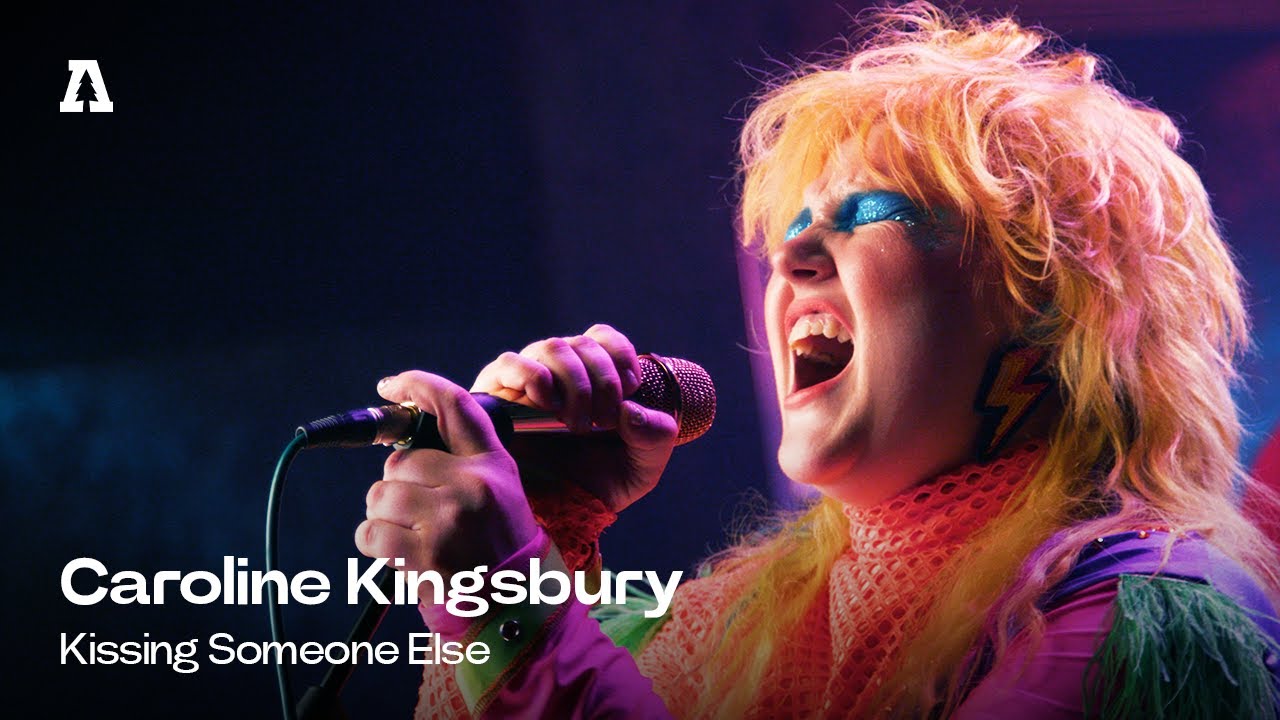 Кэролайн Кингсбери - Kissing Someone Else | Audiotree Live