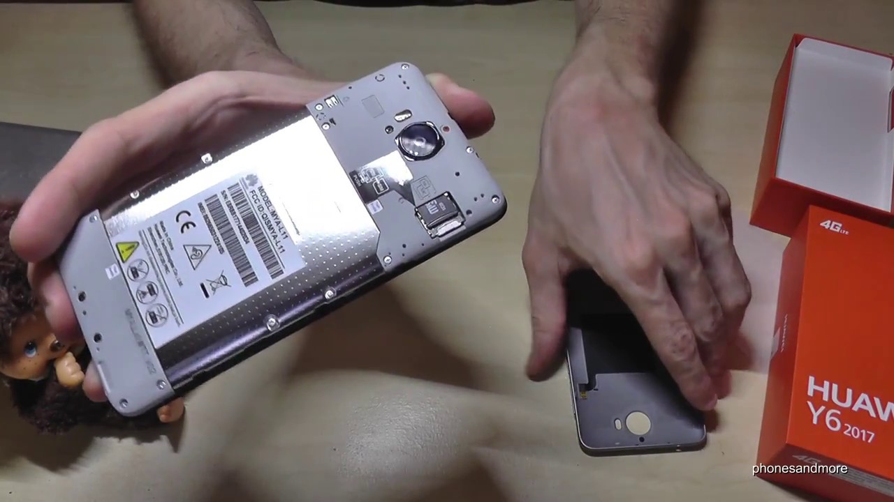 Huawei Y6 (2017): How to insert the SIM card? Installation at the Single SIM version